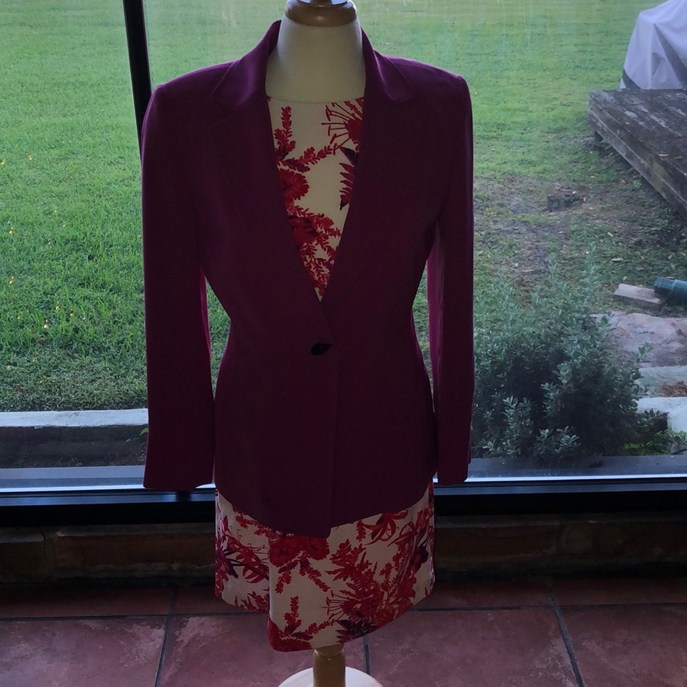 BEAUTIFUL LADIES DRESS BY MARIO SERRANO - Picture 6 of 7